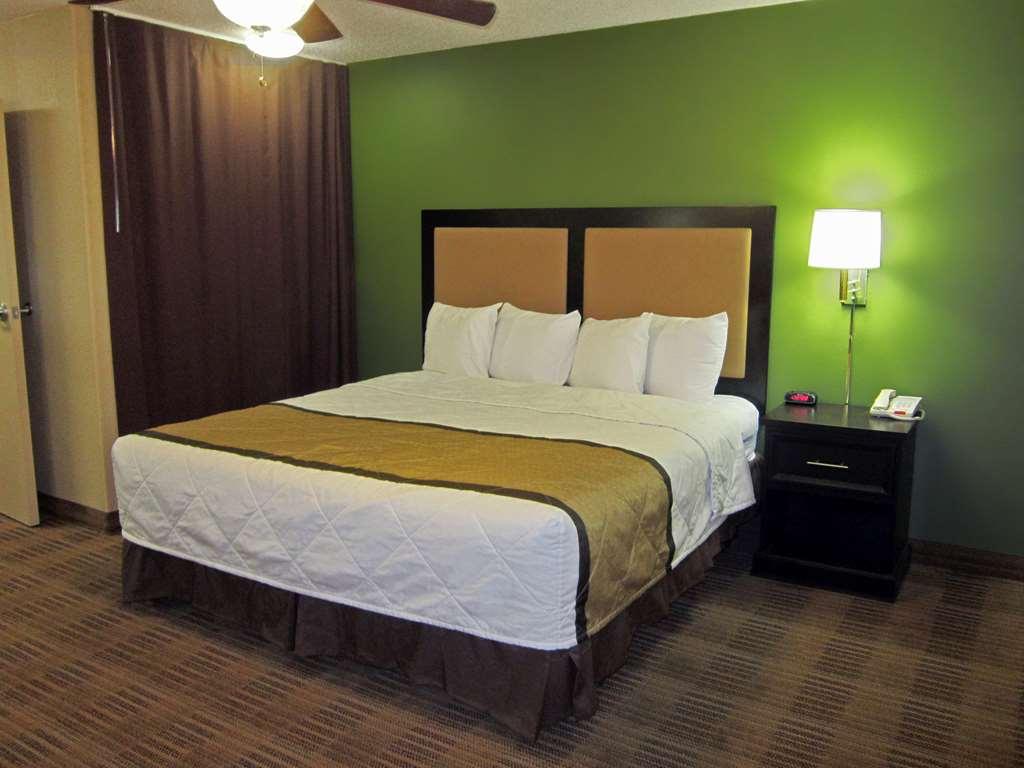 6 Memphis, Tn East Hotel 2*